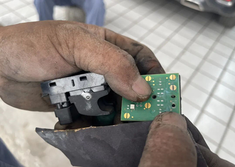 POWER WINDOW SWITCH