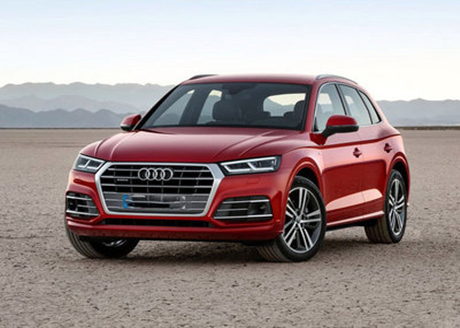 O Audi Q5 foi levado para inspeção e emite um estalo ao virar.
